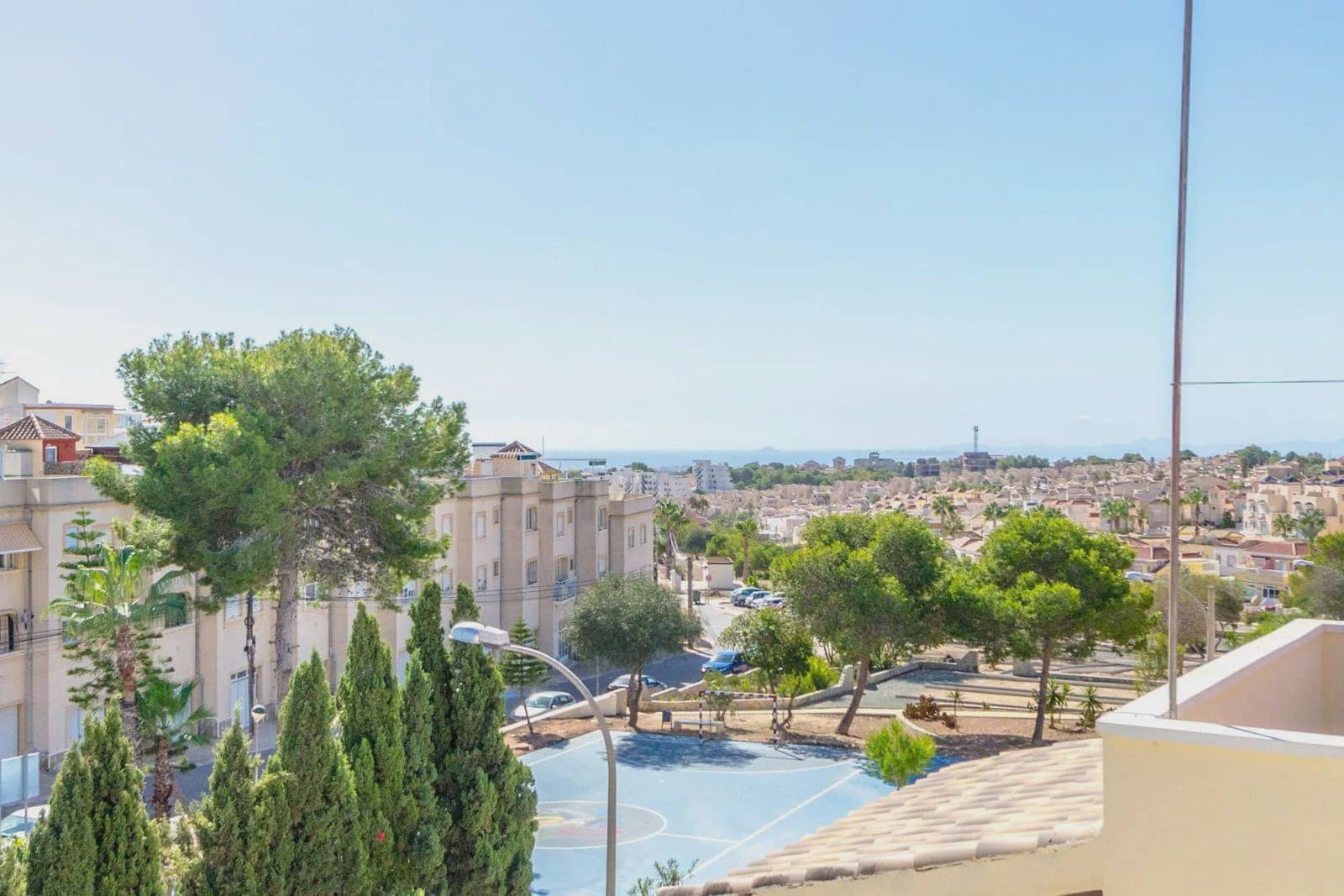 3 camera da letto Villa in vendita in Orihuela Costa con piscina garage - 295.000 € (Rif: 10038953)