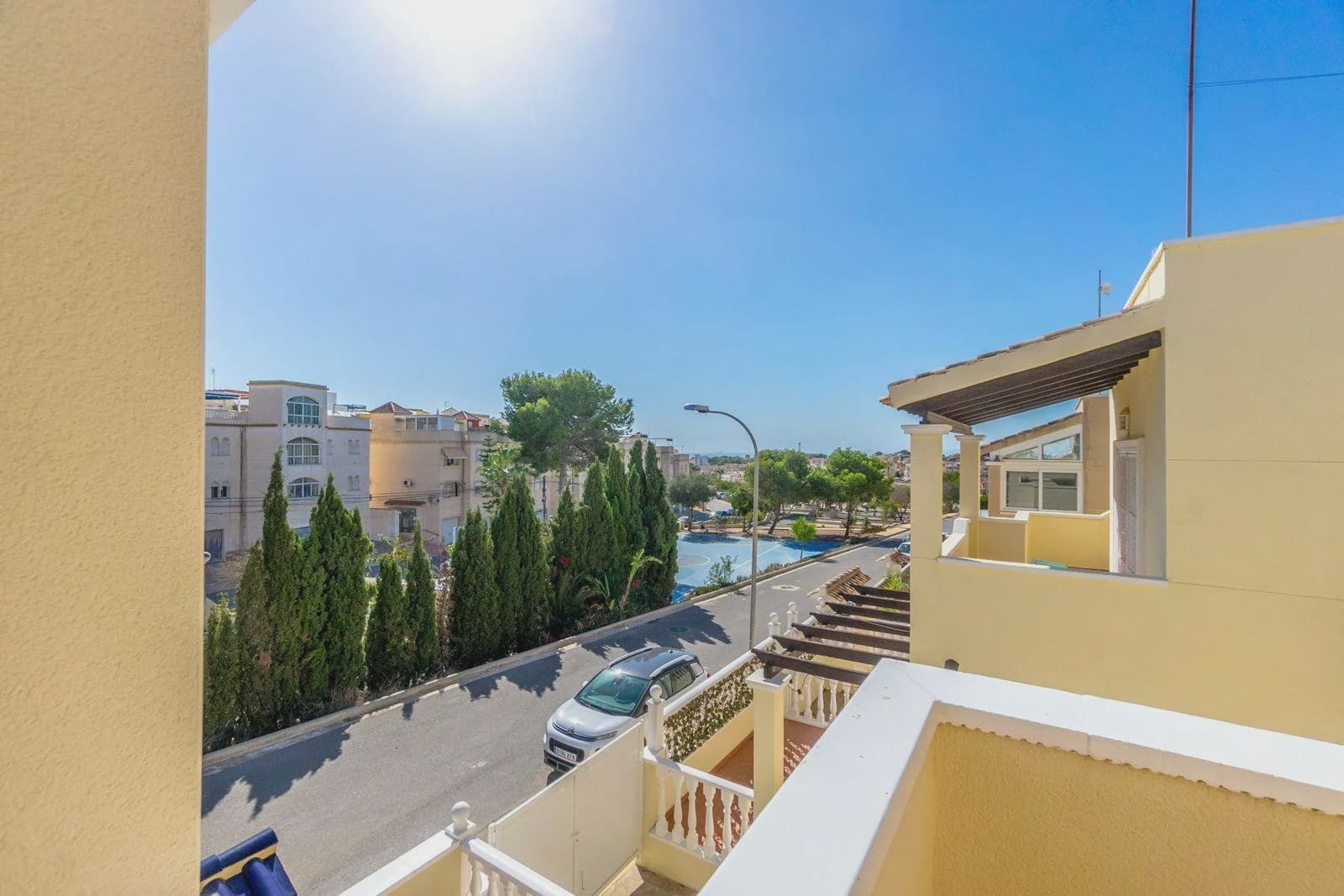 3 camera da letto Villa in vendita in Orihuela Costa con piscina garage - 295.000 € (Rif: 10038953)