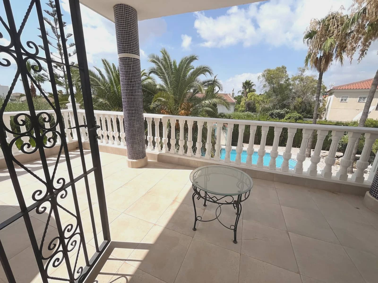 4 quarto Moradia para venda em Ciudad Quesada com piscina garagem - 585 000 € (Ref: 10050479)
