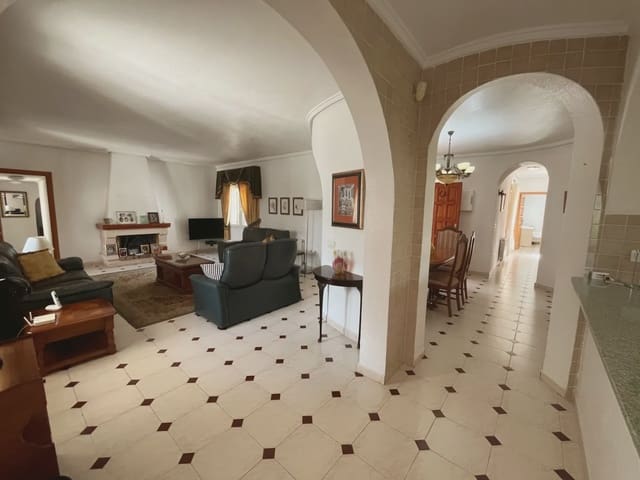 4 quarto Moradia para venda em Ciudad Quesada, Rojales com piscina garagem - 585 000 € (Ref: 10050479)