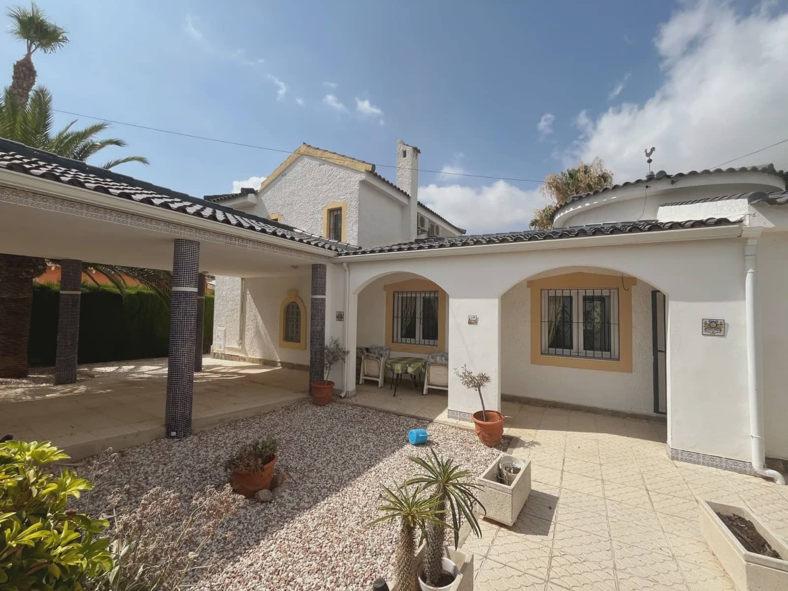 4 quarto Moradia para venda em Ciudad Quesada com piscina garagem - 585 000 € (Ref: 10050479)