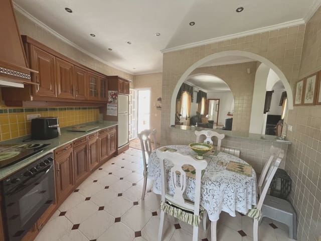 4 quarto Moradia para venda em Ciudad Quesada, Rojales com piscina garagem - 585 000 € (Ref: 10050479)