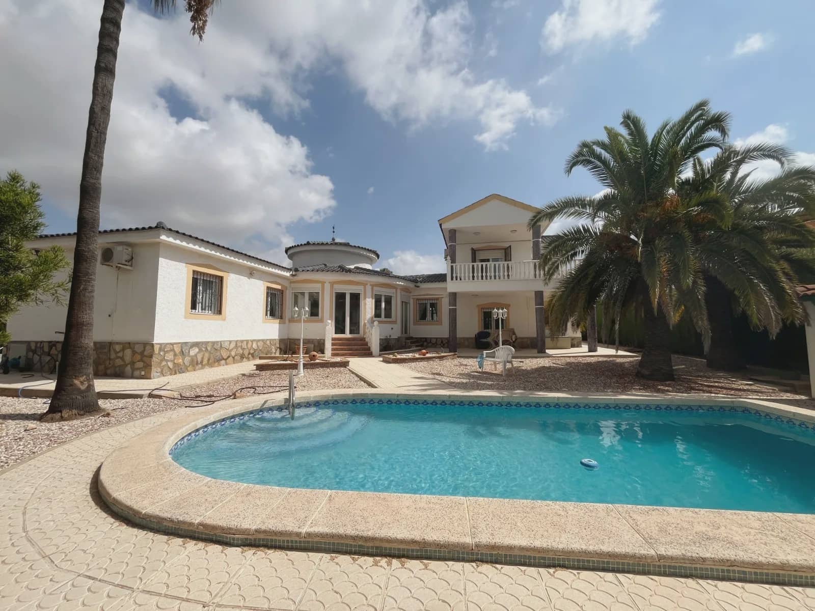 4 quarto Moradia para venda em Ciudad Quesada com piscina garagem - 585 000 € (Ref: 10050479)