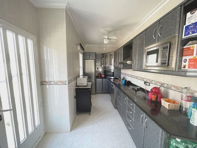 4 Zimmer Villa zu verkaufen in Ciudad Quesada, Rojales mit Pool - 585.000 € (Ref: 10050481)