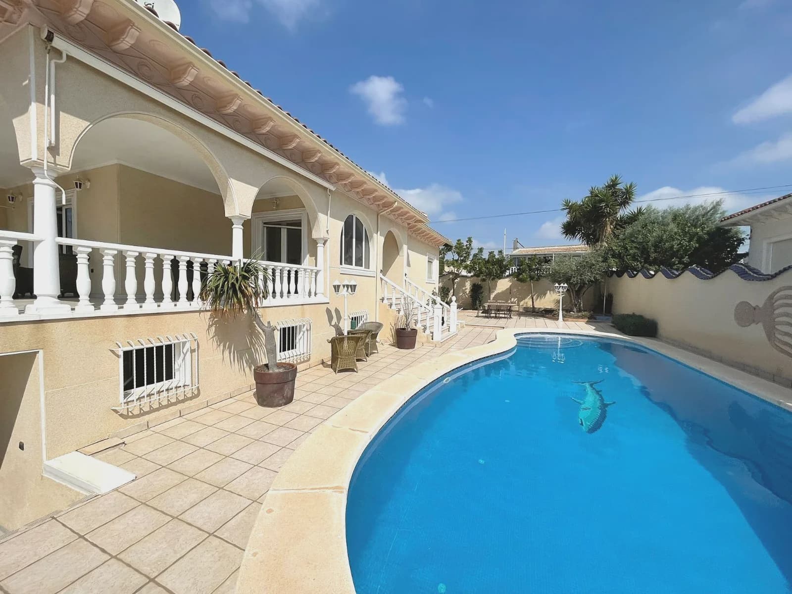 4 Zimmer Villa zu verkaufen in Ciudad Quesada mit Pool - 585.000 € (Ref: 10050481)