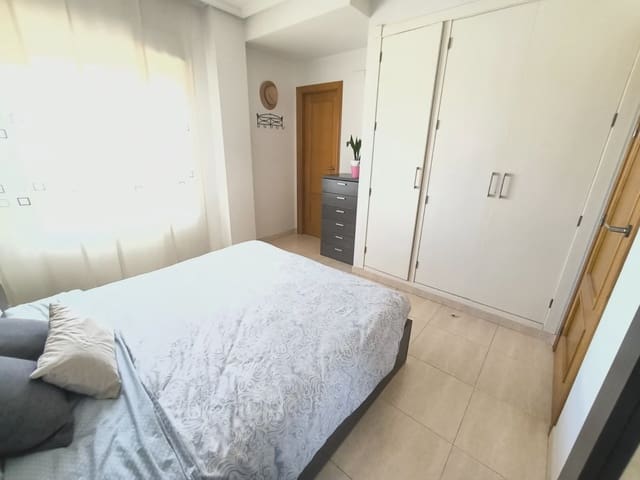 2 Zimmer Apartment zu verkaufen in Almoradí mit Pool - 122.000 € (Ref: 10050483)
