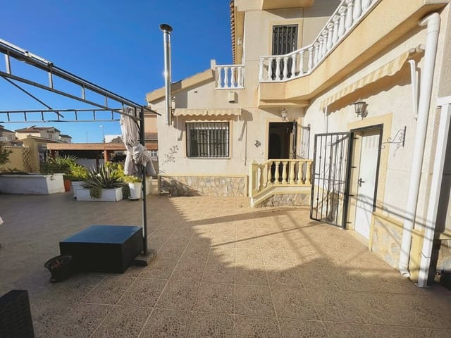 3 soverom Villa til salgs i Ciudad Quesada, Rojales med svømmebasseng garasje - € 285 000 (Ref: 10050484)