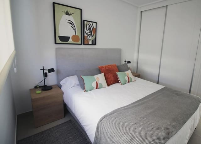 4 quarto Moradia para venda em Pilar de la Horadada ciudad, Pilar de la Horadada com piscina garagem - 384 900 € (Ref: 10061673)