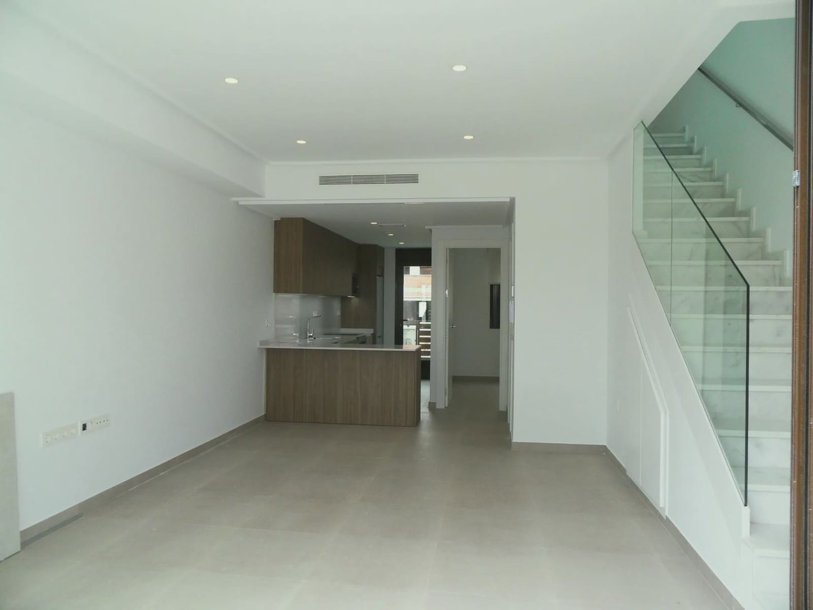 4 quarto Moradia para venda em Pilar de la Horadada com piscina garagem - 384 900 € (Ref: 10061673)