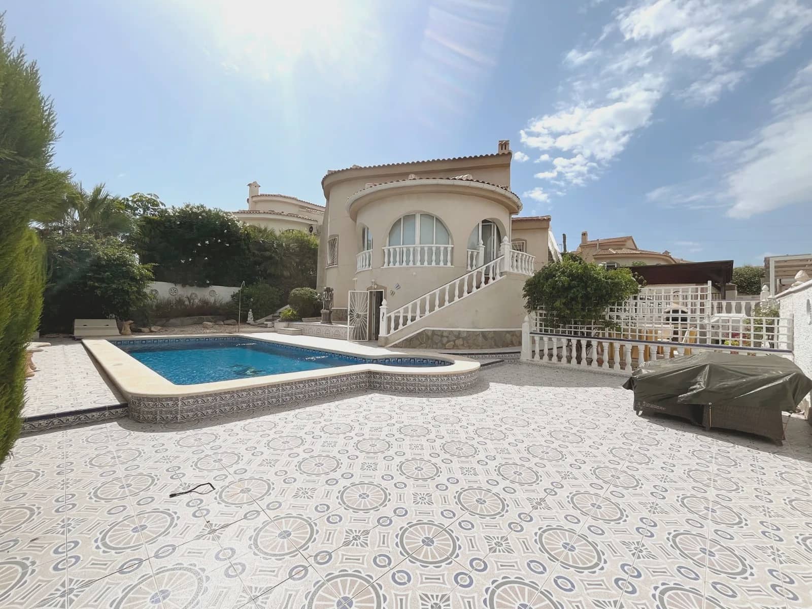 4 soverom Villa til salgs i Ciudad Quesada med svømmebasseng garasje - € 355 000 (Ref: 10062312)