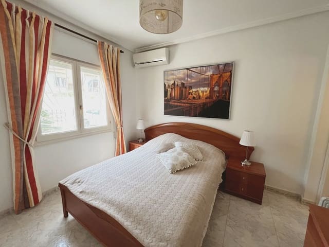 4 quarto Moradia para venda em Ciudad Quesada, Rojales com piscina garagem - 355 000 € (Ref: 10062312)