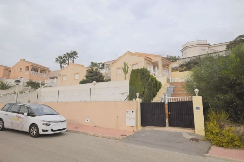 2 chambre Villa/Maison à vendre à Ciudad Quesada avec piscine garage - 205 000 € (Ref: 10062315)