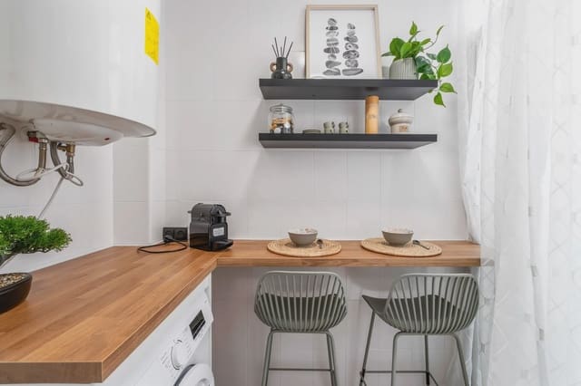 Apartamento de 2 habitaciones en Playa Flamenca, Orihuela en venta con piscina - 194.800 € (Ref: 10065079)