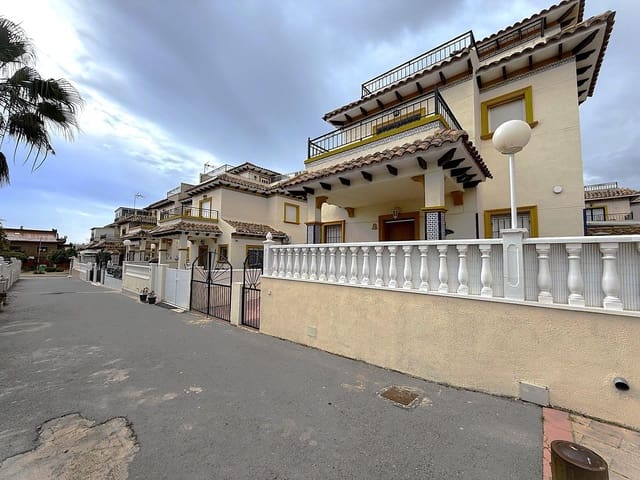 2 makuuhuone Omakotitalo myytävänä paikassa Zeniamar - Horizonte - La Campana, Orihuela mukana uima-altaan 
autotalli - 220 000 € (Ref: 10070984)