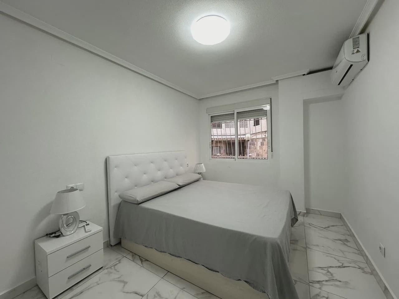 2 sovrum Lägenhet till salu i Torrevieja - 184 950 € (Ref: 10072675)