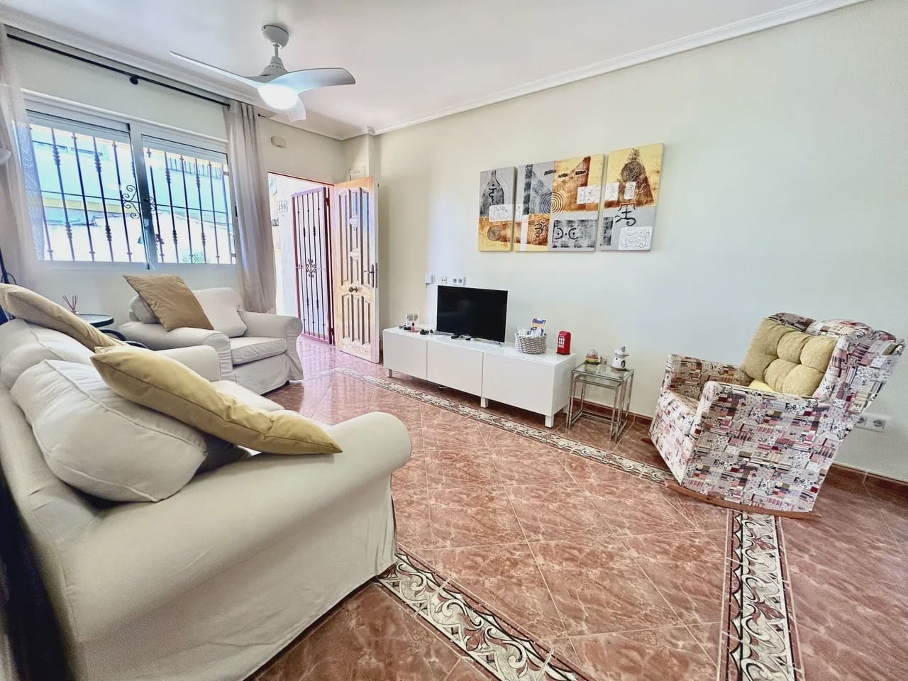 2 bedroom Apartment for sale in La Zenia with pool - € 187,000 (Ref: 10072677)