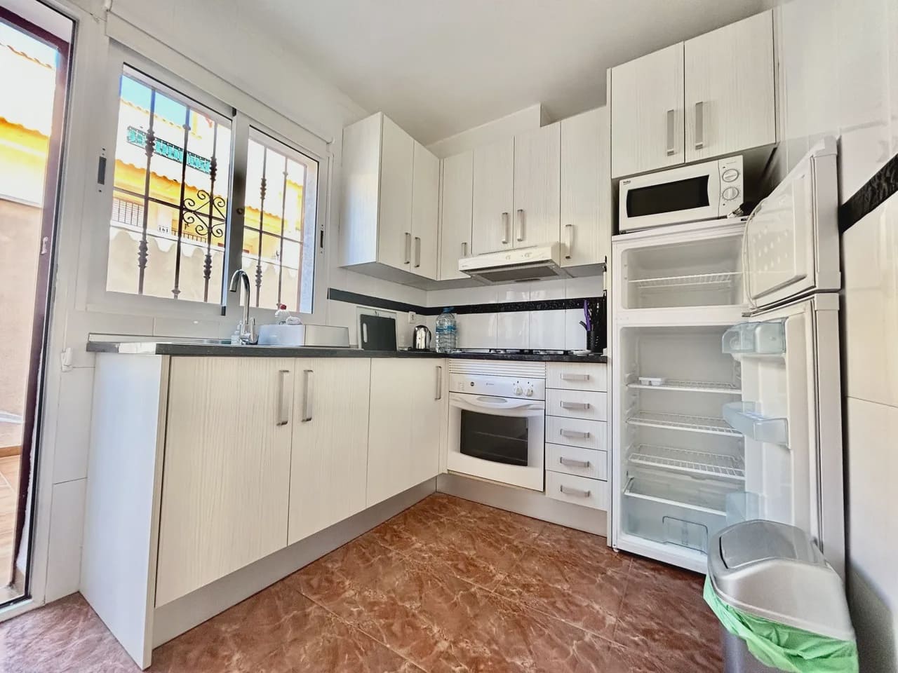 2 bedroom Apartment for sale in La Zenia with pool - € 187,000 (Ref: 10072677)