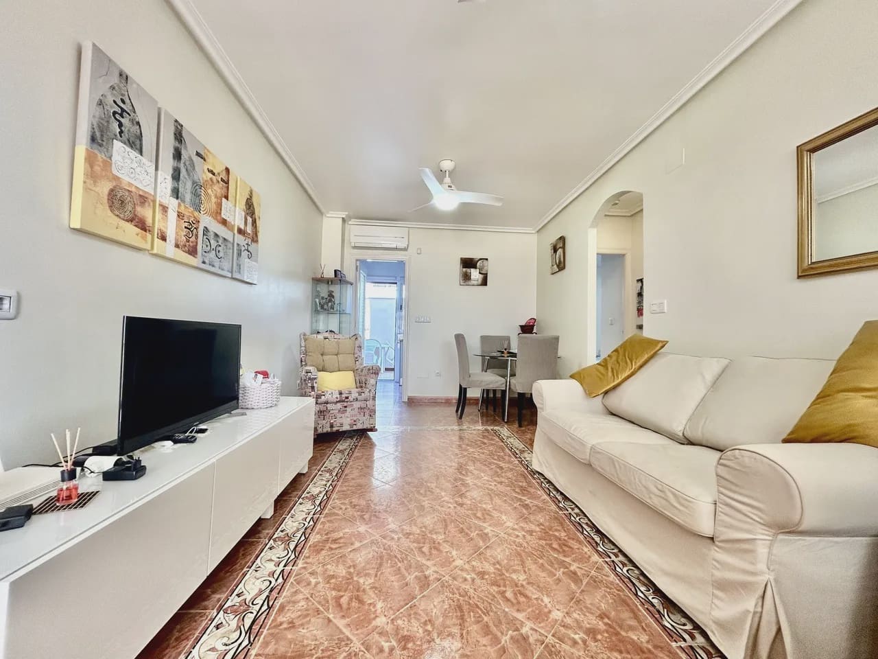 2 bedroom Apartment for sale in La Zenia with pool - € 187,000 (Ref: 10072677)