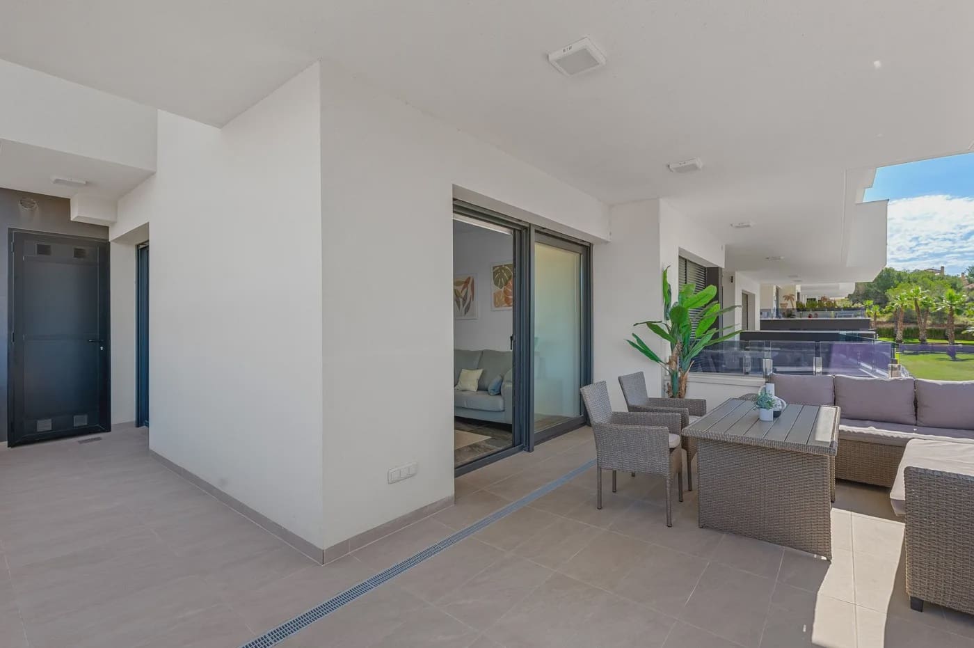 2 soveværelse Lejlighed til salg i Orihuela Costa med swimmingpool garage - € 299.000 (Ref: 10072679)
