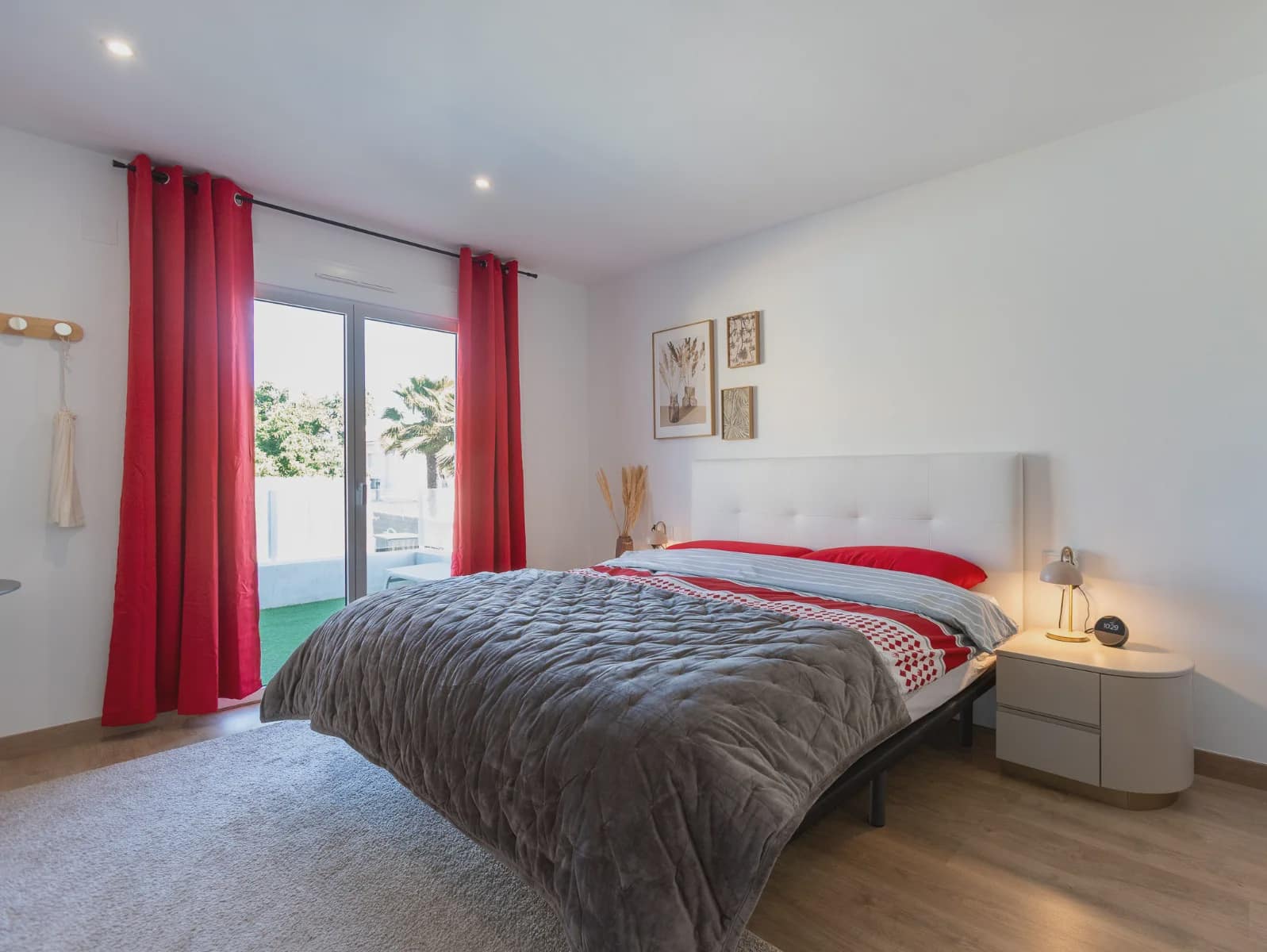 Chalet de 4 habitaciones en Los Balcones en venta con piscina garaje - 549.000 € (Ref: 10077363)