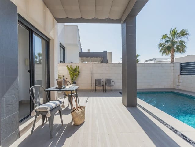 Chalet de 3 habitaciones en Ciudad Quesada, Rojales en venta con piscina garaje - 389.000 € (Ref: 10077364)