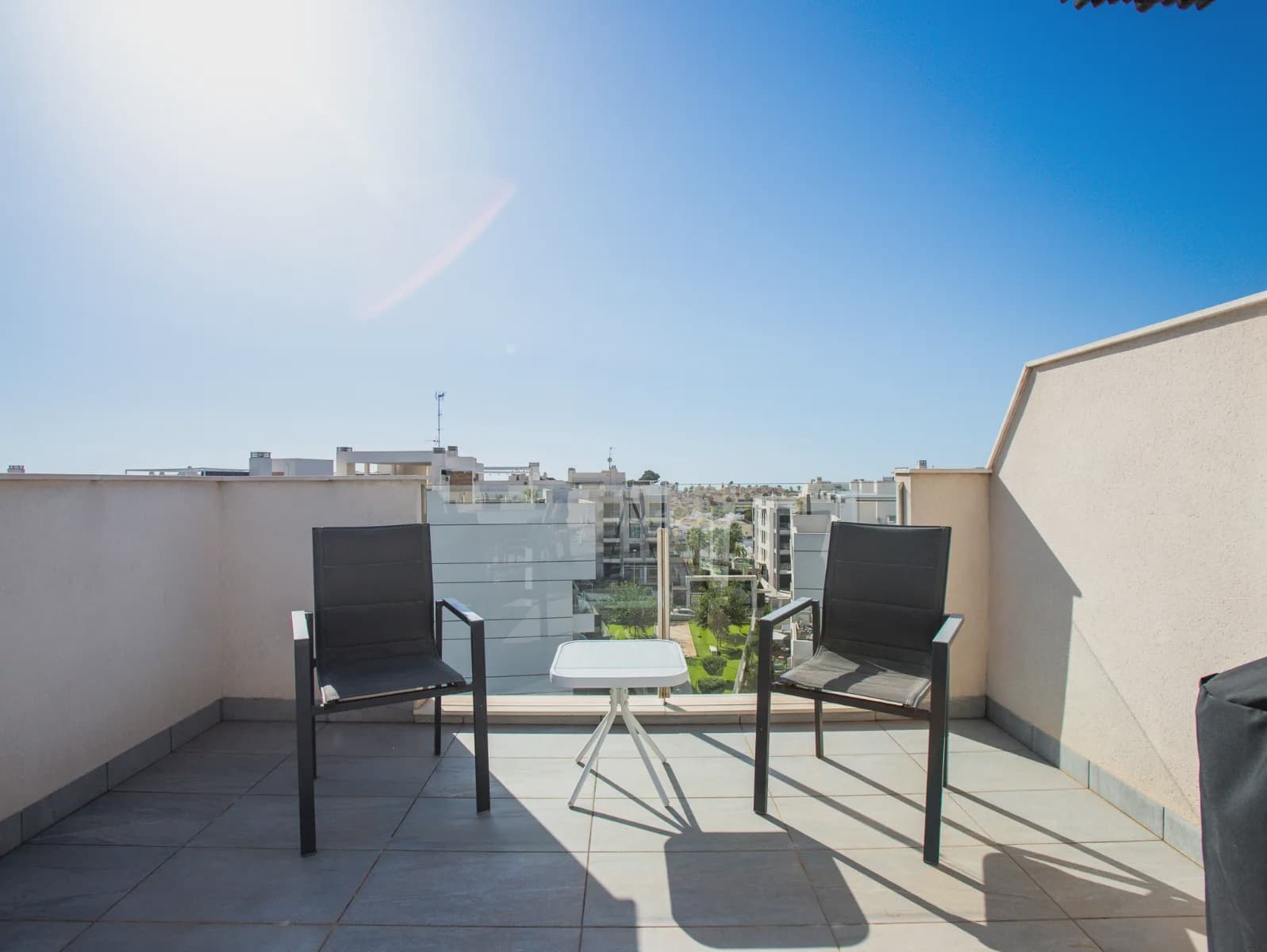 2 quarto Penthouse para venda em Orihuela Costa com piscina garagem - 298 000 € (Ref: 10077365)