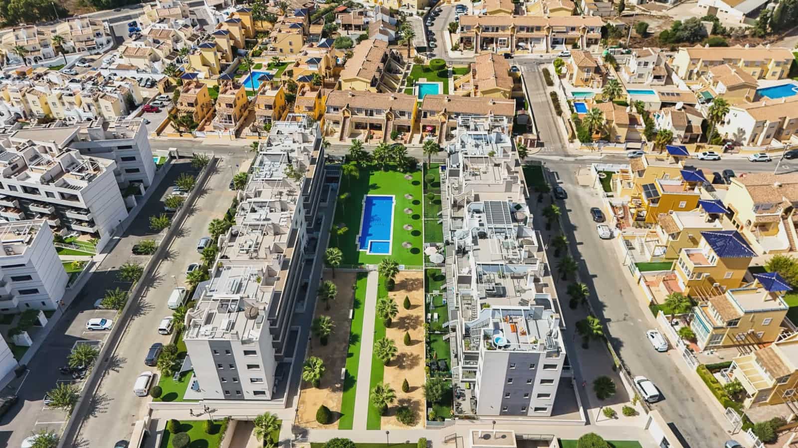 2 quarto Penthouse para venda em Orihuela Costa com piscina garagem - 298 000 € (Ref: 10077365)