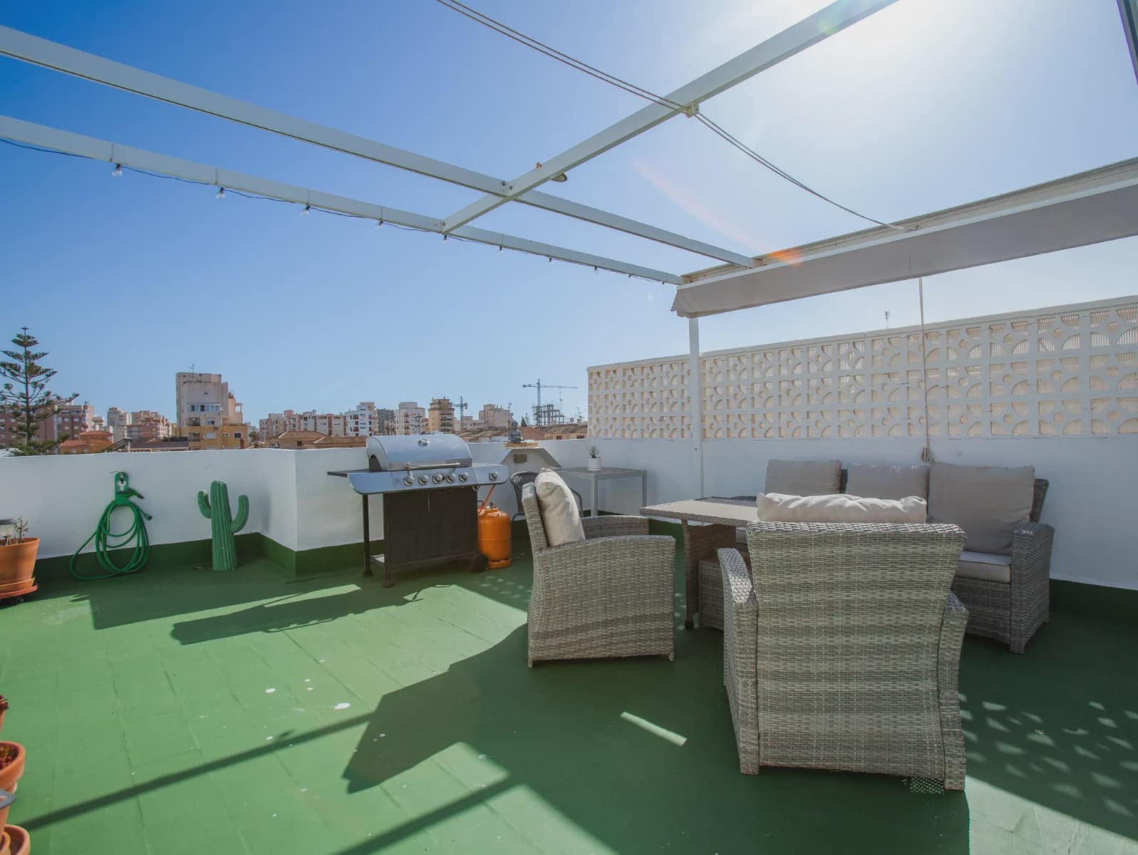 2 sovrum Takvåning till salu i Torrevieja - 145 000 € (Ref: 10077366)