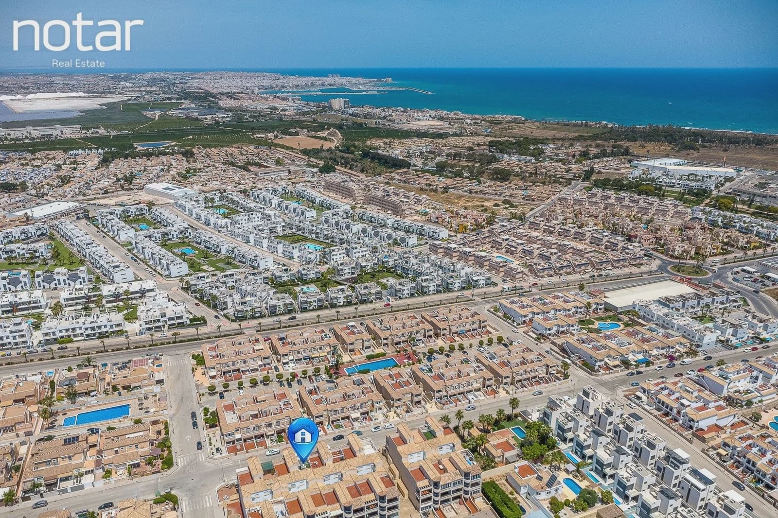 2 makuuhuone Huoneisto myytävänä paikassa Orihuela Costa mukana uima-altaan - 199 000 € (Ref: 10081764)