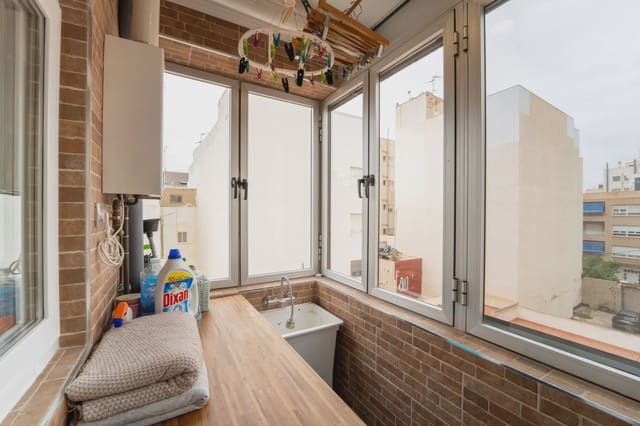 3 bedroom Apartment for sale in Las Piscinas Naturales, Torrevieja - € 285,000 (Ref: 10081770)