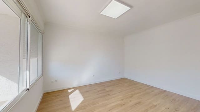 2 Zimmer Apartment zu verkaufen in Villamartin, Orihuela mit Garage - 199.000 € (Ref: 10086126)
