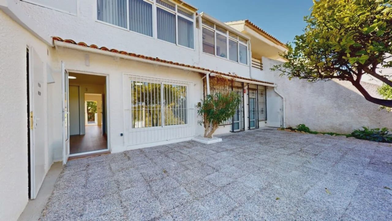 Apartamento de 2 habitaciones en Villamartin en venta con garaje - 199.000 € (Ref: 10086126)