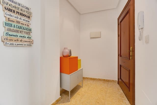 Apartamento de 3 habitaciones en San Miguel de Salinas en venta con piscina garaje - 149.990 € (Ref: 10086129)