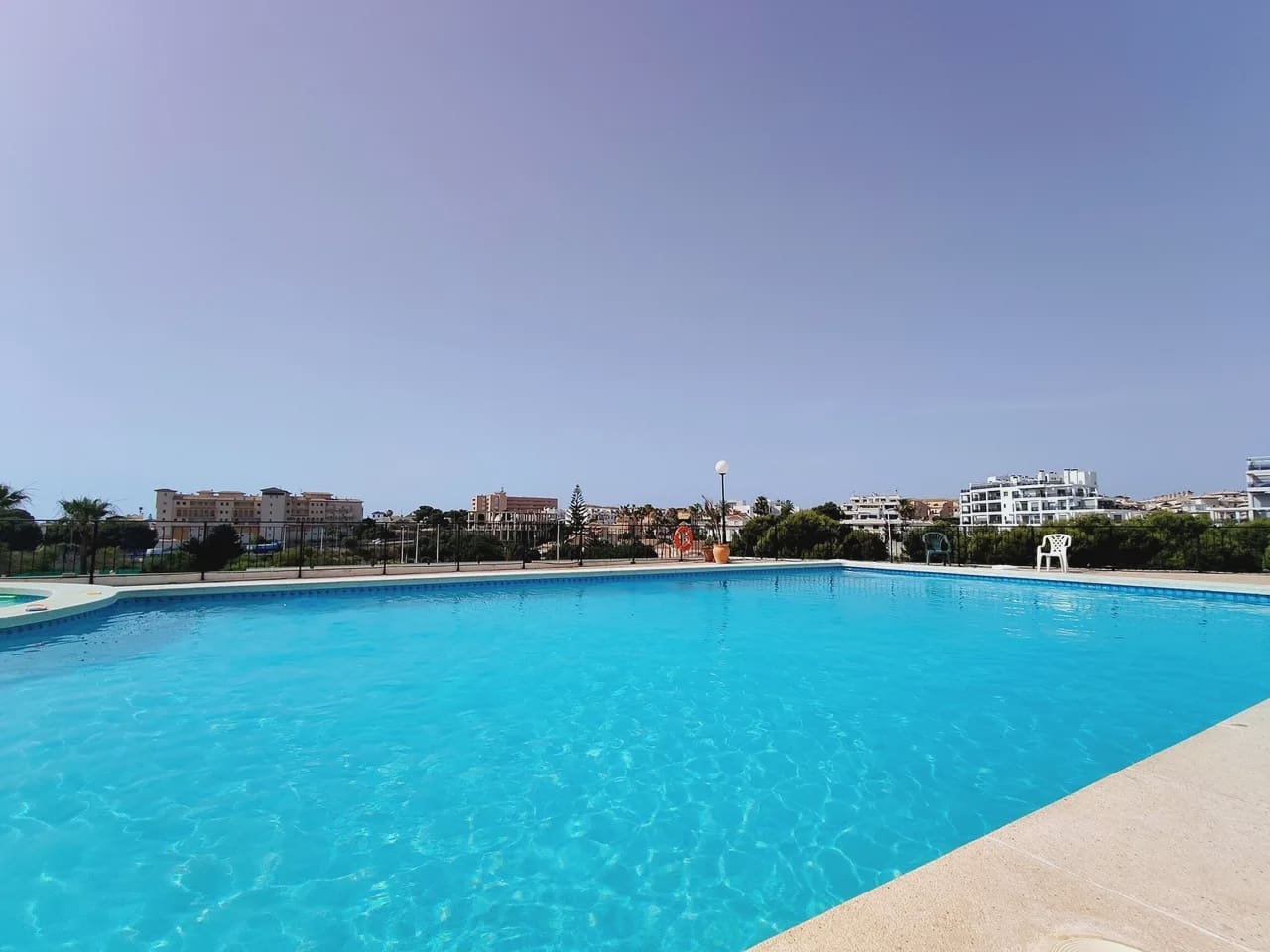 2 slaapkamer Appartement te koop in La Zenia met zwembad - € 169.900 (Ref: 10098281)