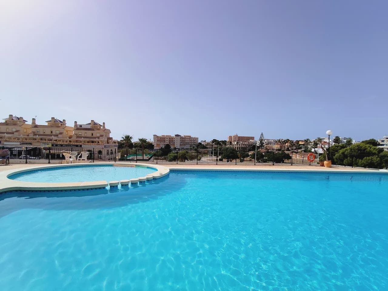 2 slaapkamer Appartement te koop in La Zenia met zwembad - € 169.900 (Ref: 10098281)