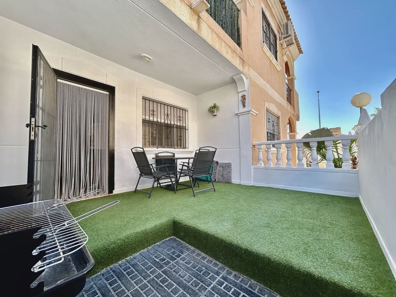 3 quarto Casa em Banda para venda em La Zenia com piscina garagem - 199 900 € (Ref: 10098282)