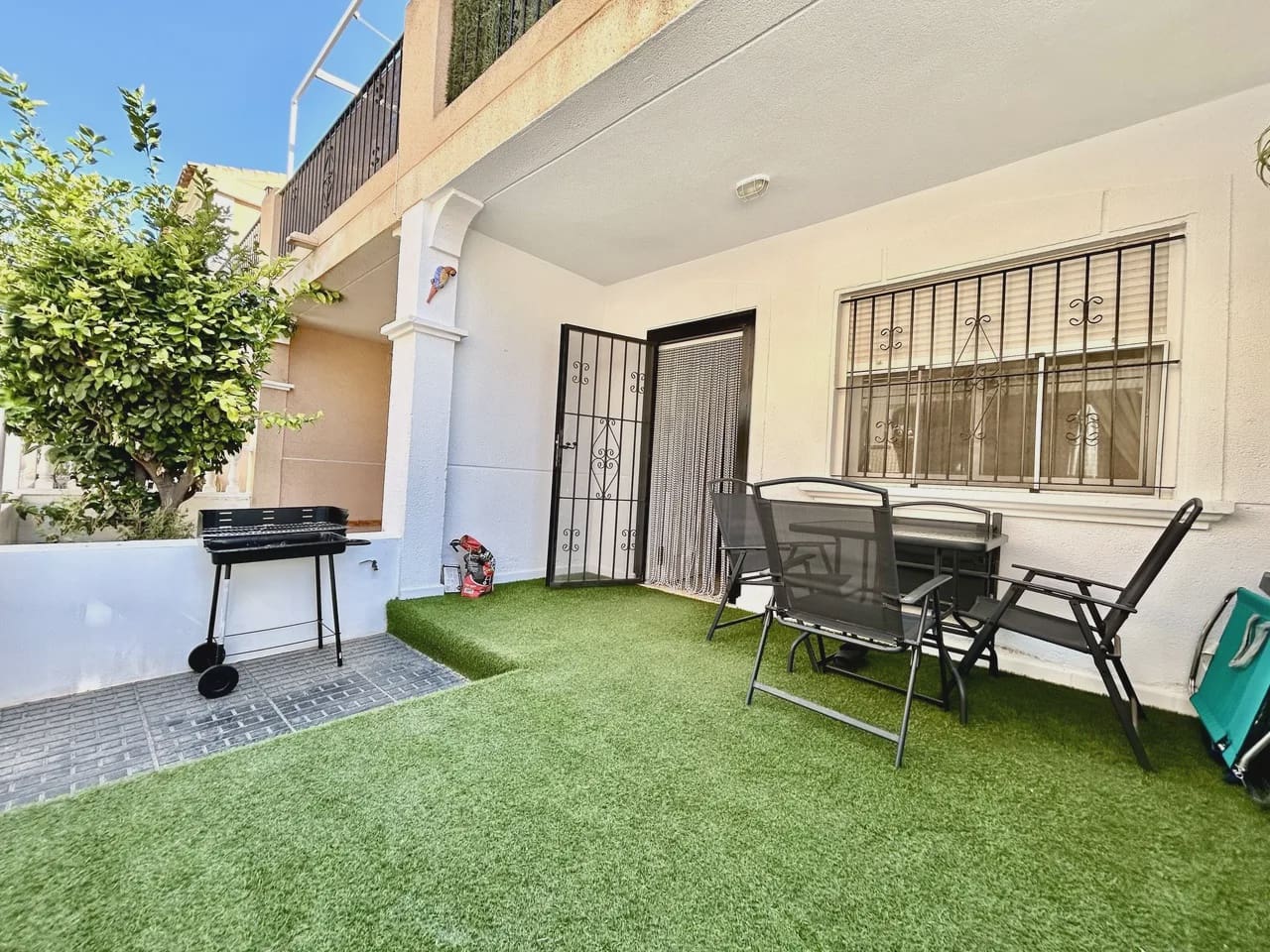 3 quarto Casa em Banda para venda em La Zenia com piscina garagem - 199 900 € (Ref: 10098282)
