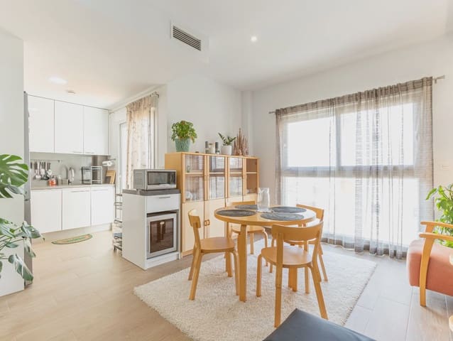 2 bedroom Apartment for sale in Nueva Torrevieja, Torrevieja with pool - € 197,000 (Ref: 10098283)
