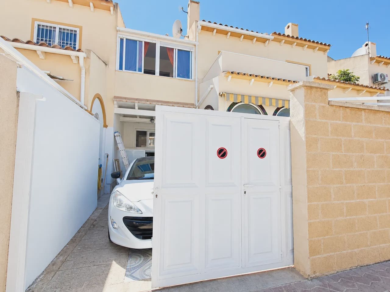 2 sovrum Hus till salu i Playa Flamenca med pool garage - 229 900 € (Ref: 10101524)