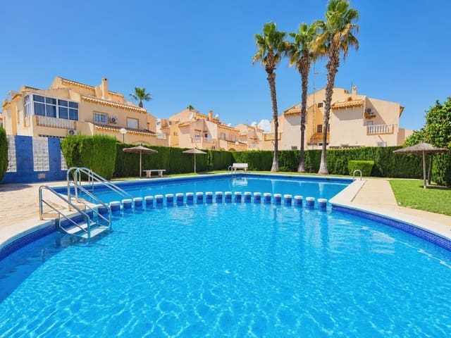 2 sypialnia Dom na sprzedaż w Playa Flamenca, Orihuela z basenem garażem - 229 900 € (Ref: 10101524)
