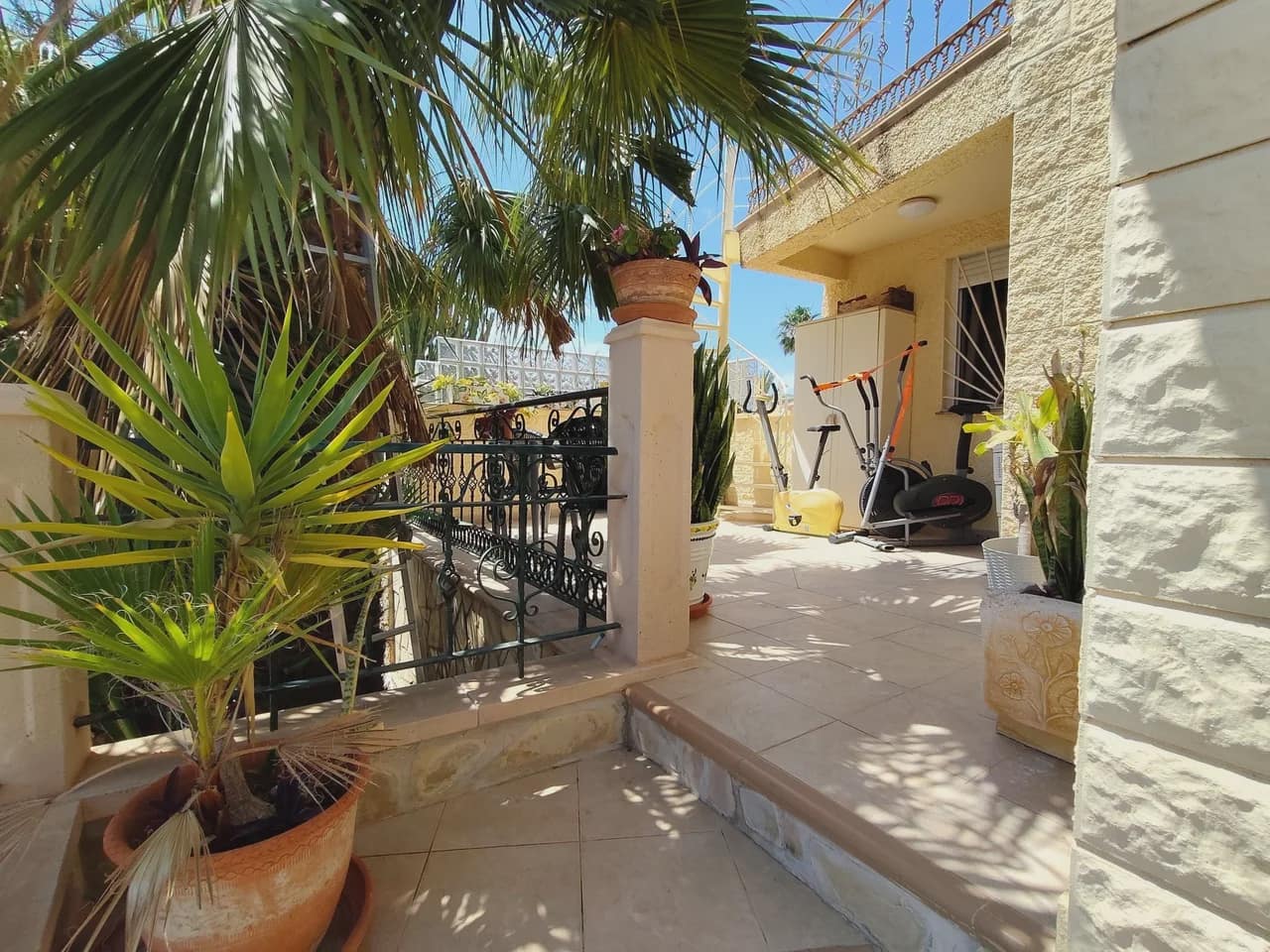 3 slaapkamer Villa te koop in Ciudad Quesada met zwembad garage - € 539.000 (Ref: 10102605)