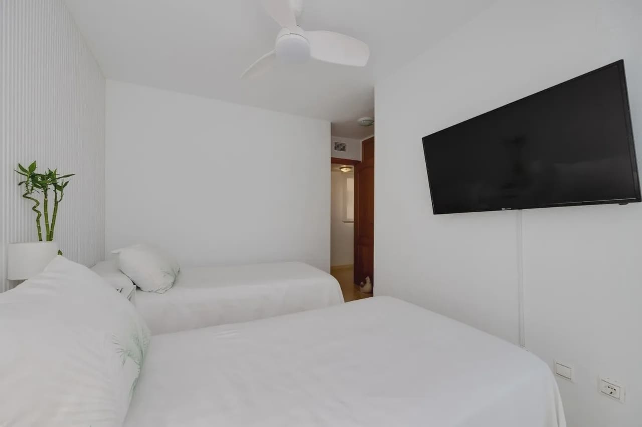 3 bedroom Villa for sale in Torrevieja with pool garage - € 329,000 (Ref: 10102606)