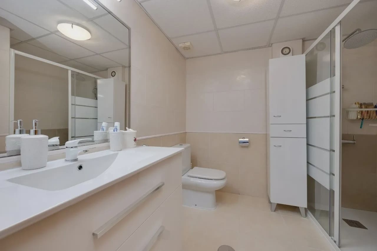 3 bedroom Villa for sale in Torrevieja with pool garage - € 329,000 (Ref: 10102606)