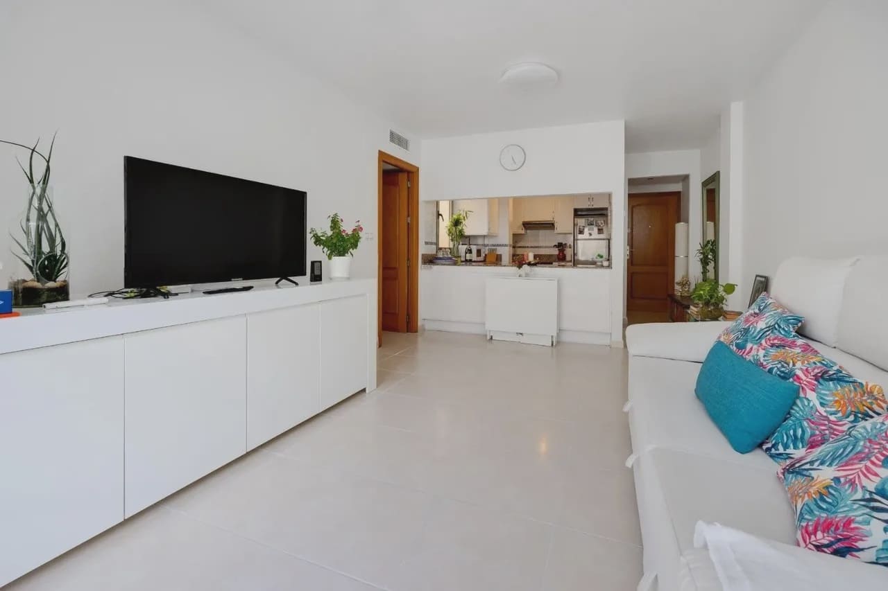 3 bedroom Villa for sale in Torrevieja with pool garage - € 329,000 (Ref: 10102606)