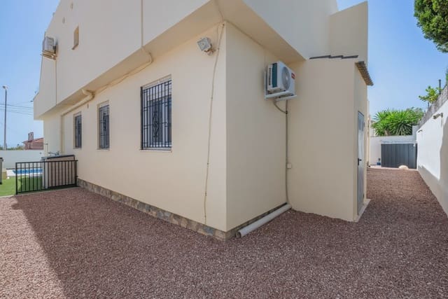 5 quarto Moradia para venda em Ciudad Quesada, Rojales com piscina garagem - 595 000 € (Ref: 10102608)