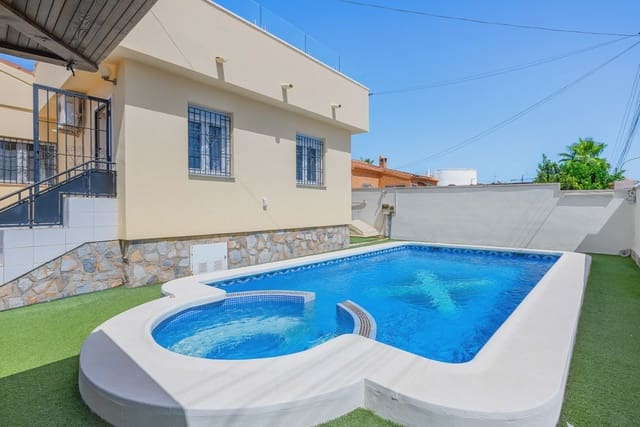 5 quarto Moradia para venda em Ciudad Quesada, Rojales com piscina garagem - 595 000 € (Ref: 10102608)