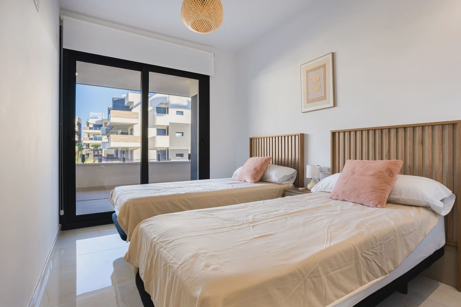 2 quarto Apartamento para venda em Orihuela Costa com piscina garagem - 279 000 € (Ref: 10111139)