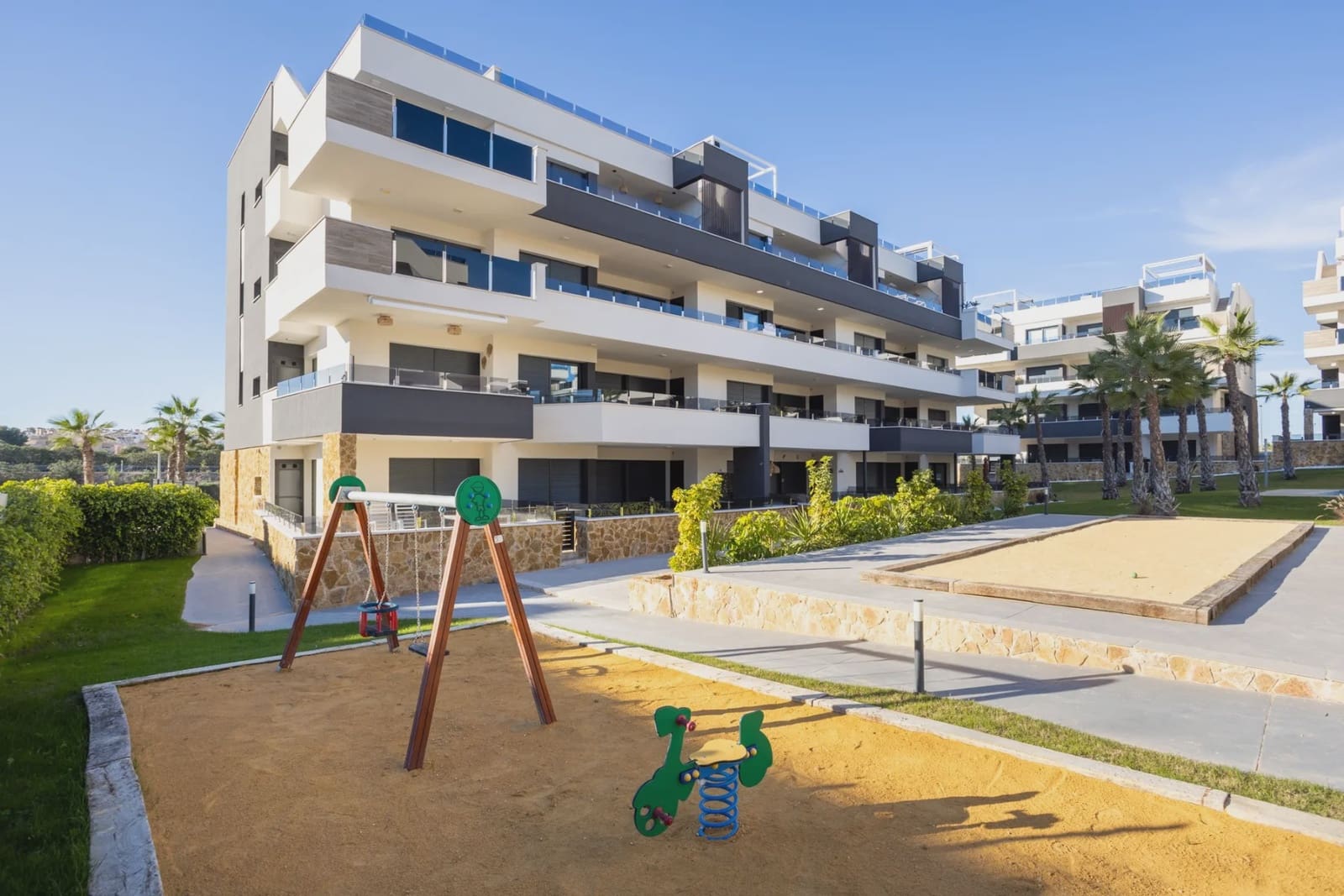 2 quarto Apartamento para venda em Orihuela Costa com piscina garagem - 279 000 € (Ref: 10111139)