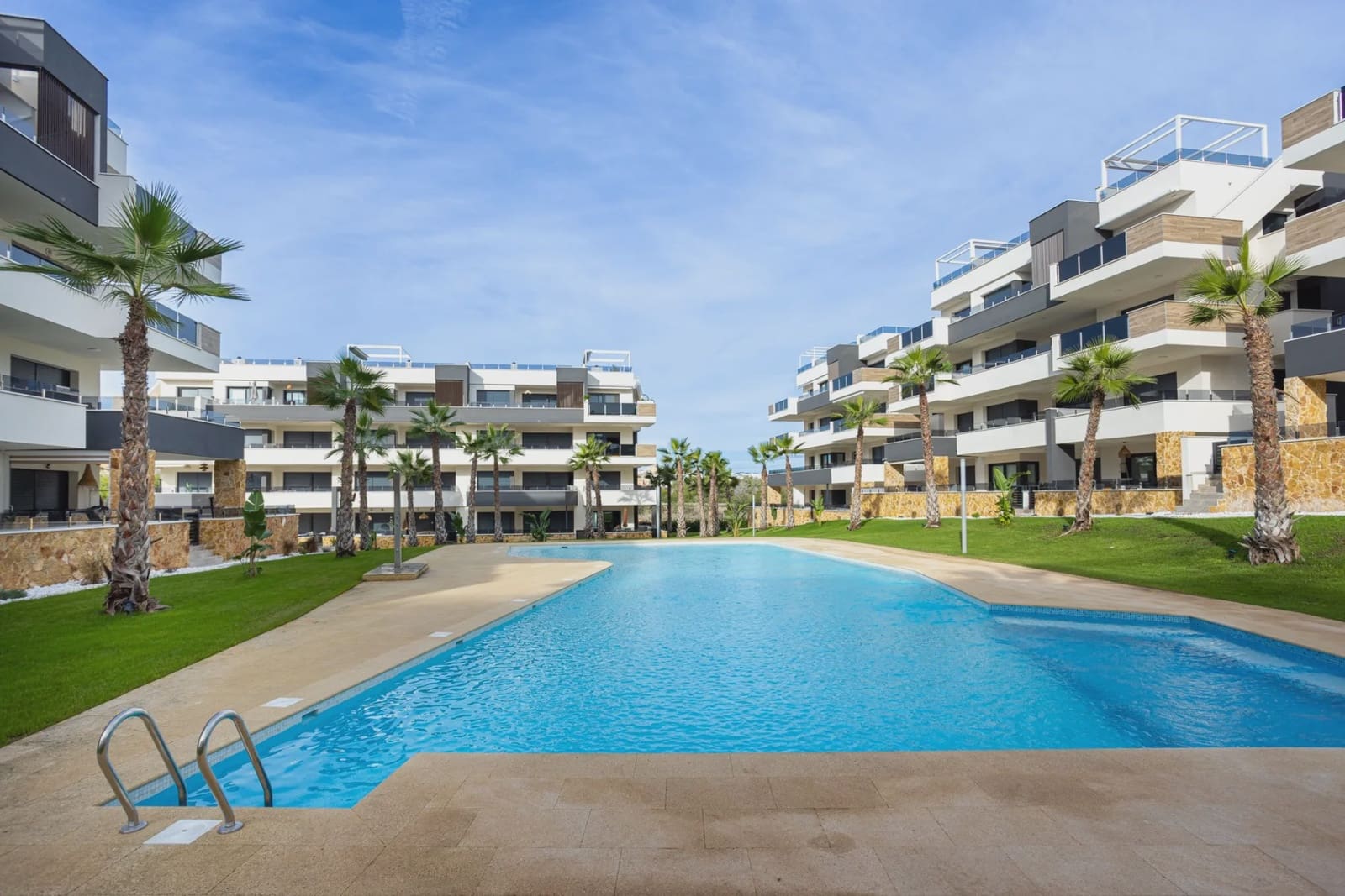 2 quarto Apartamento para venda em Orihuela Costa com piscina garagem - 279 000 € (Ref: 10111139)
