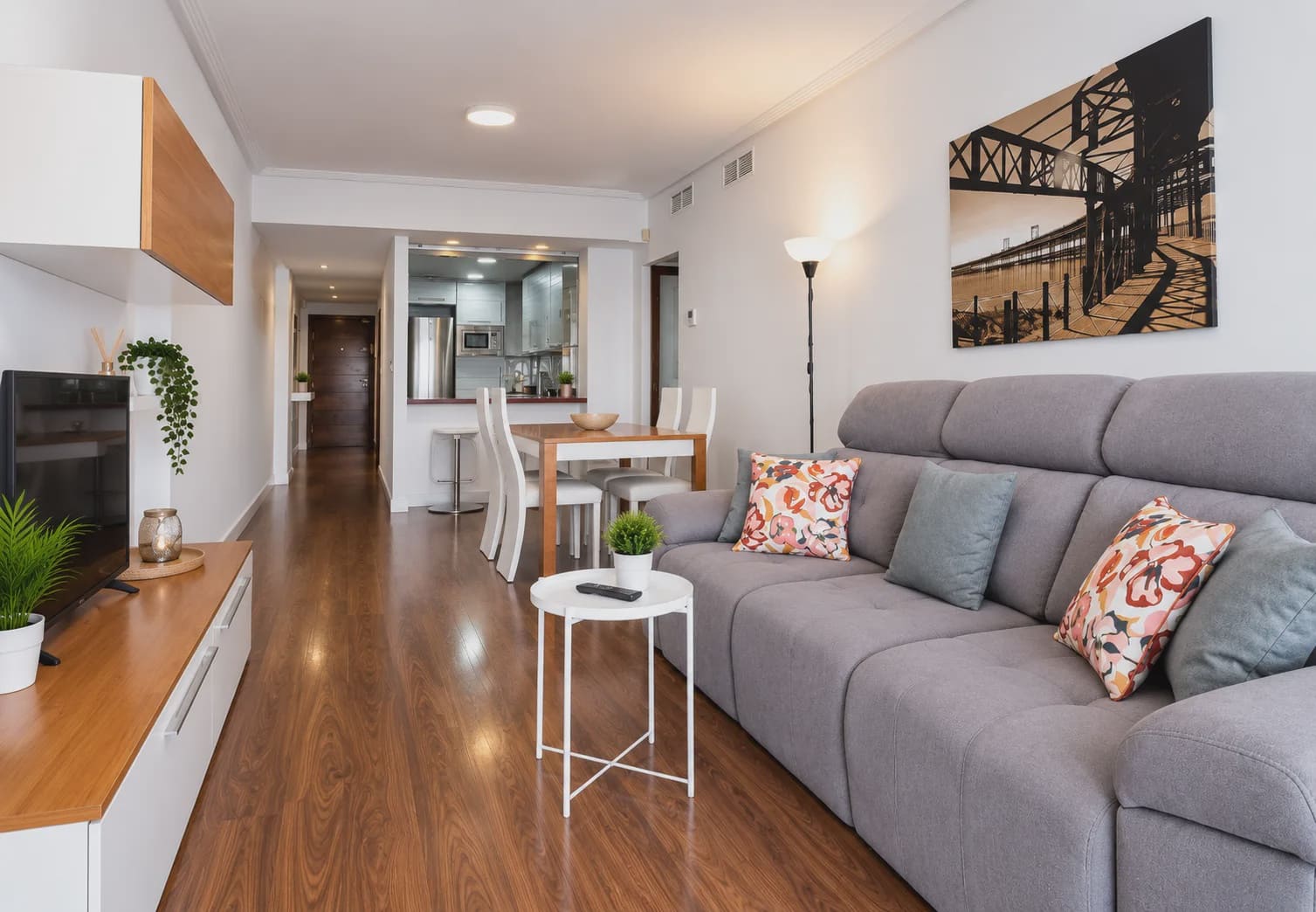 3 Zimmer Apartment zu verkaufen in Torrevieja mit Pool Garage - 459.000 € (Ref: 10127407)